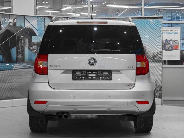 Skoda Yeti I Рестайлинг с пробегом 2014 года, цена 1 049 000 рублей, 200000 км, внедорожник, Автокод Объявления