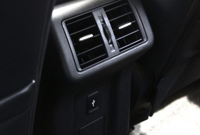 Mitsubishi Outlander III Рестайлинг 3 с пробегом 2019 года, цена 2 630 000 рублей, 68018 км, внедорожник, Автокод Объявления