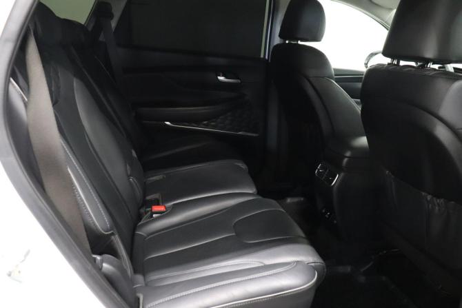 Hyundai Santa Fe IV Рестайлинг с пробегом 2021 года, цена 3 351 000 рублей, 86824 км, внедорожник, Автокод Объявления