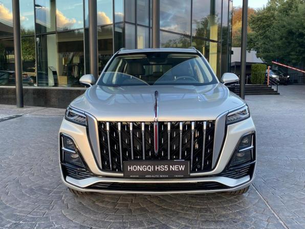 Hongqi HS5 I Рестайлинг с пробегом 2024 года, цена 3 400 000 рублей, 2136 км, внедорожник, Автокод Объявления