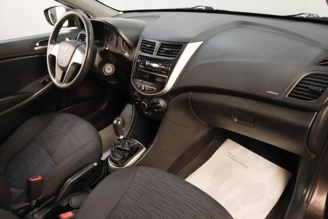 Hyundai Solaris I Рестайлинг с пробегом 2015 года, цена 859 000 рублей, 194000 км, хэтчбек, Автокод Объявления