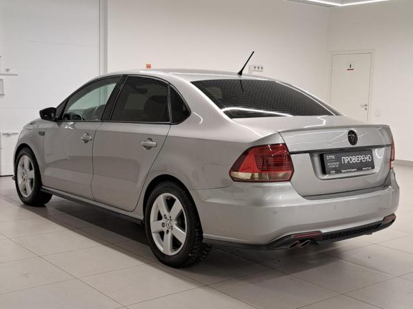 Volkswagen Polo V Рестайлинг с пробегом 2016 года, цена 1 119 000 рублей, 209835 км, седан, Автокод Объявления