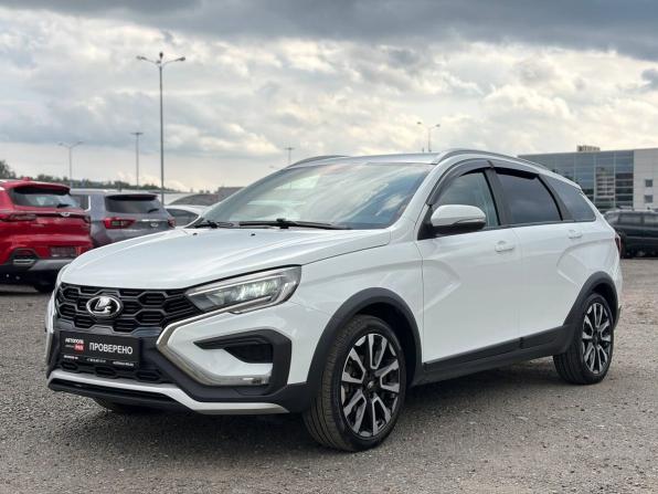 Lada (ВАЗ) Vesta I Рестайлинг (NG) с пробегом 2024 года, цена 1 345 000 рублей, 36000 км, универсал, Автокод Объявления