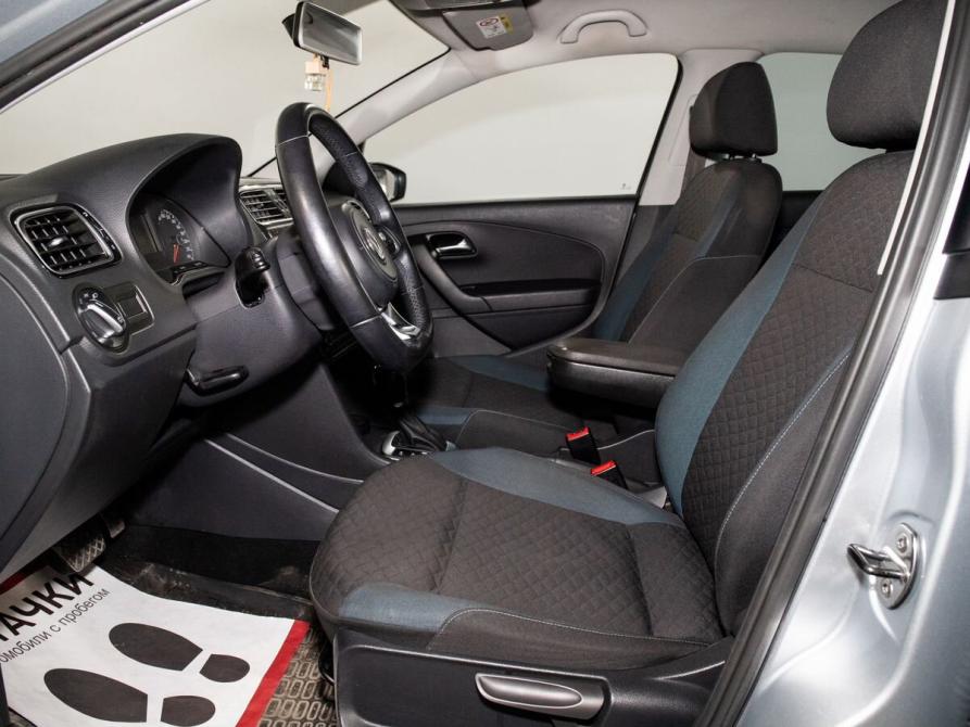 Volkswagen Polo V Рестайлинг Иркутск  - изображение 5