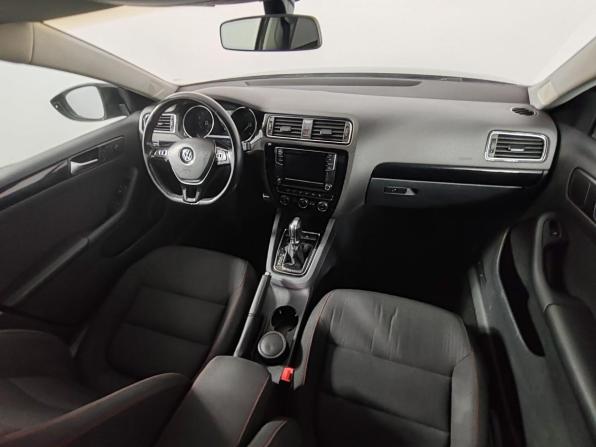 Volkswagen Jetta VI Рестайлинг с пробегом 2017 года, цена 1 375 000 рублей, 121493 км, седан, Автокод Объявления
