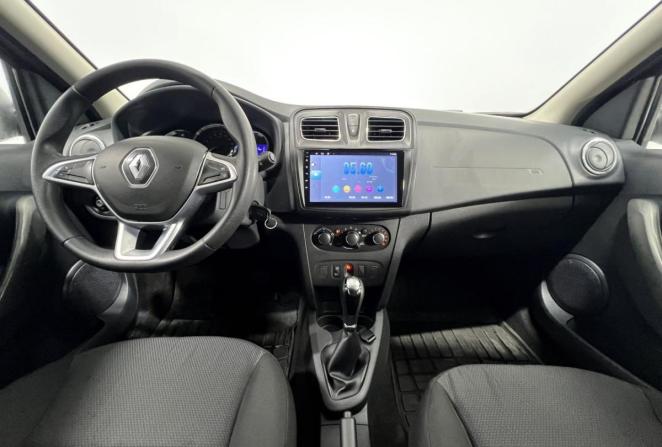 Renault Sandero II с пробегом 2018 года, цена 1 000 000 рублей, 113517 км, хэтчбек, Автокод Объявления