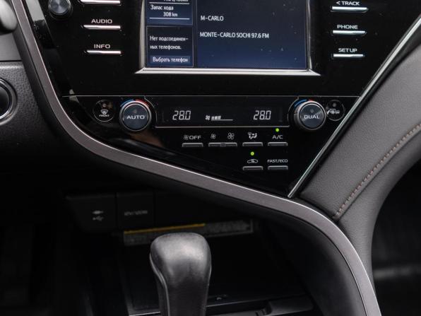Toyota Camry VIII (XV70) с пробегом 2020 года, цена 2 640 000 рублей, 63006 км, седан, Автокод Объявления