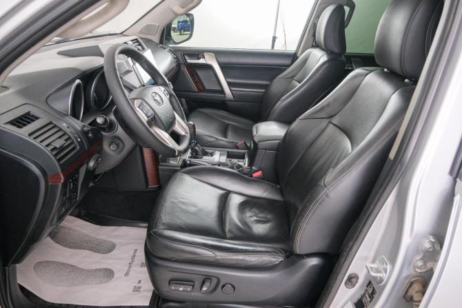 Toyota Land Cruiser Prado 150 Series Рестайлинг 1 с пробегом 2014 года, цена 3 599 000 рублей, 309000 км, внедорожник, Автокод Объявления
