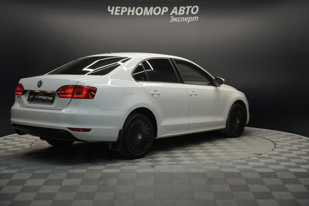 Volkswagen Jetta VI Крым  - изображение 5