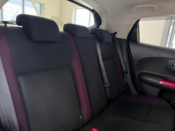 Nissan Juke I с пробегом 2012 года, цена 1 099 000 рублей, 108727 км, внедорожник, Автокод Объявления
