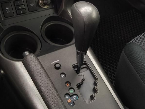 Toyota RAV4 III (XA30) Рестайлинг с пробегом 2010 года, цена 1 219 000 рублей, 214270 км, внедорожник, Автокод Объявления