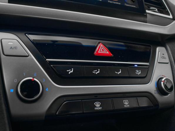 Hyundai Elantra VI (AD) с пробегом 2016 года, цена 1 430 000 рублей, 176902 км, седан, Автокод Объявления