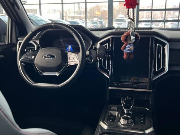 JAC T9 с пробегом 2025 года, цена 3 200 000 рублей, 59700 км, offers.body_type.unknown, Автокод Объявления