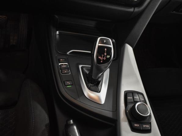 BMW 3 серии VI (F3x) Рестайлинг с пробегом 2017 года, цена 2 150 000 рублей, 260525 км, лифтбек, Автокод Объявления