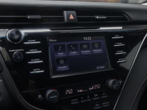 Toyota Camry VIII (XV70) с пробегом 2020 года, цена 2 950 000 рублей, 105585 км, седан, Автокод Объявления
