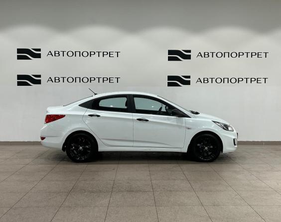 Hyundai Solaris I с пробегом 2012 года, цена 639 000 рублей, 153953 км, седан, Автокод Объявления