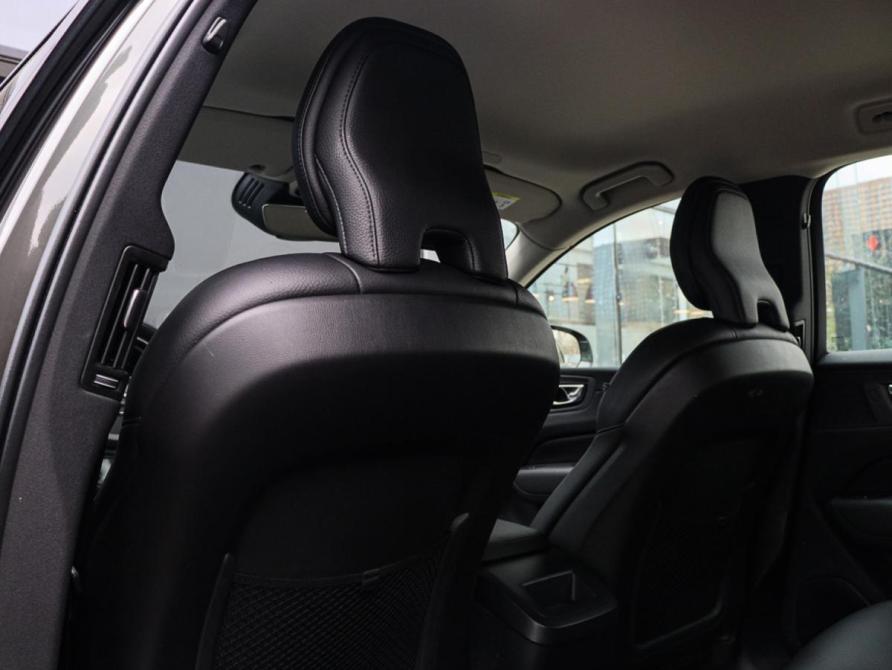 Volvo XC60 II Москва  - изображение 10