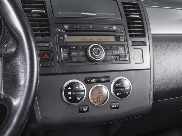 Nissan Tiida I Рестайлинг с пробегом 2010 года, цена 660 000 рублей, 298765 км, седан, Автокод Объявления
