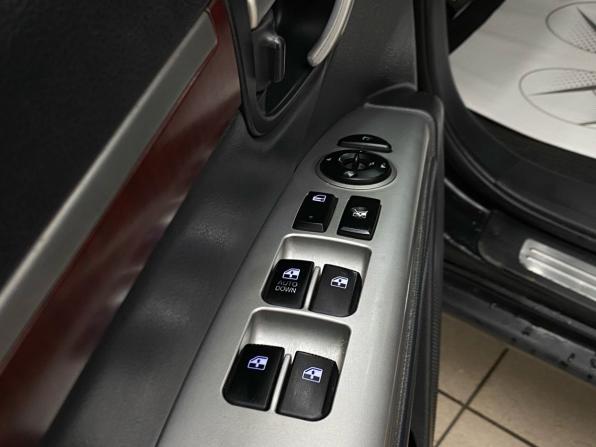 Hyundai Santa Fe II с пробегом 2009 года, цена 1 060 000 рублей, 268673 км, внедорожник, Автокод Объявления
