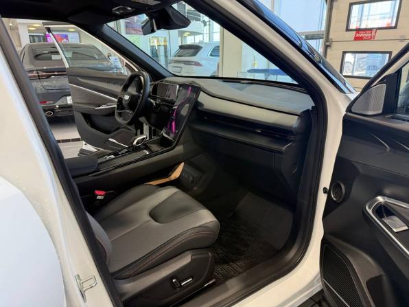 Geely Cityray с пробегом 2025 года, цена 2 500 000 рублей, 9579 км, внедорожник, Автокод Объявления