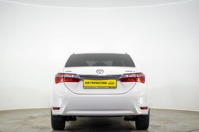 Toyota Corolla XI (E160 E170 E180) с пробегом 2014 года, цена 1 249 000 рублей, 215000 км, седан, Автокод Объявления