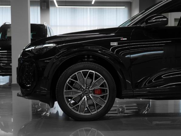 Audi Q5 III с пробегом 2026 года, цена 5 950 000 рублей, 30 км, внедорожник, Автокод Объявления