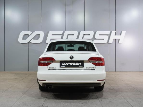 Skoda Superb II Рестайлинг с пробегом 2015 года, цена 1 449 000 рублей, 98193 км, лифтбек, Автокод Объявления