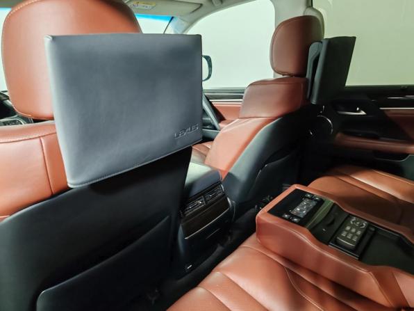 Lexus LX III Рестайлинг 2 с пробегом 2019 года, цена 6 999 000 рублей, 299995 км, внедорожник, Автокод Объявления