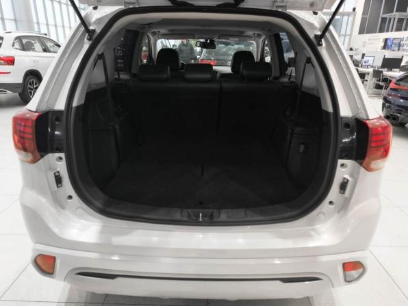 Mitsubishi Outlander III Рестайлинг 3 с пробегом 2022 года, цена 2 690 000 рублей, 76000 км, внедорожник, Автокод Объявления