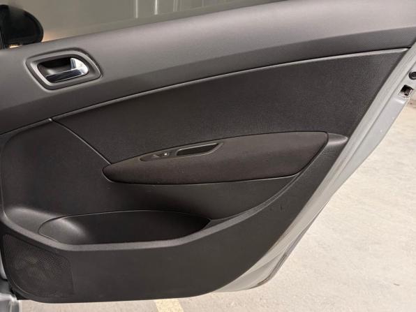 Peugeot 408 I с пробегом 2013 года, цена 615 000 рублей, 78633 км, седан, Автокод Объявления