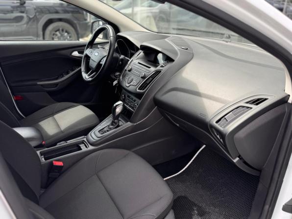 Ford Focus III Рестайлинг с пробегом 2017 года, цена 1 020 000 рублей, 151092 км, хэтчбек, Автокод Объявления