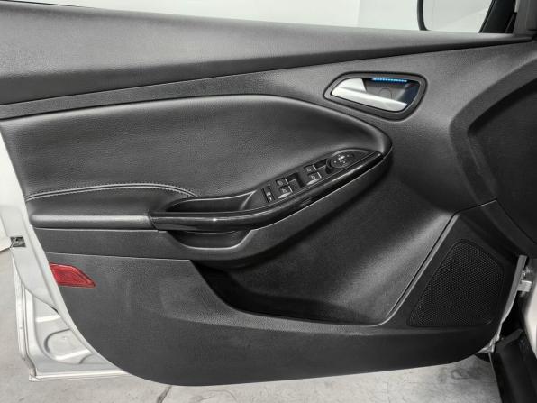 Ford Focus III с пробегом 2013 года, цена 980 000 рублей, 218372 км, универсал, Автокод Объявления