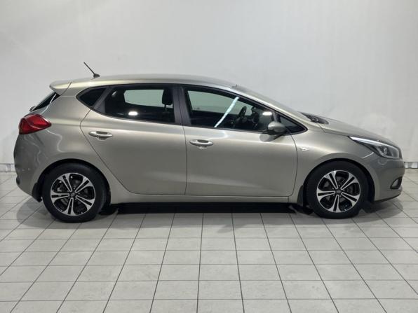 Kia Ceed II с пробегом 2013 года, цена 1 085 000 рублей, 35062 км, хэтчбек, Автокод Объявления