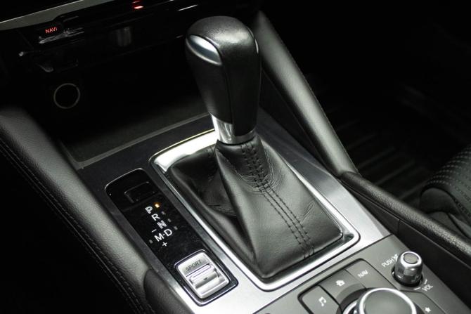 Mazda 6 III (GJ) Рестайлинг с пробегом 2016 года, цена 1 869 000 рублей, 86998 км, седан, Автокод Объявления