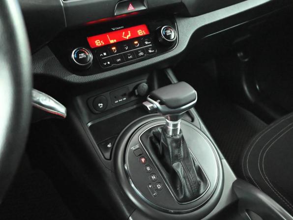 Kia Sportage III с пробегом 2012 года, цена 1 500 000 рублей, 158261 км, внедорожник, Автокод Объявления