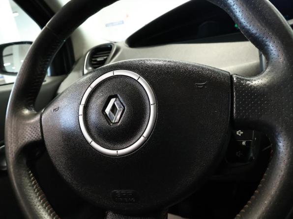Renault Scenic II Рестайлинг с пробегом 2007 года, цена 617 000 рублей, 234437 км, компактвэн, Автокод Объявления