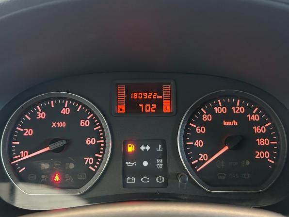 Renault Sandero I с пробегом 2014 года, цена 659 000 рублей, 180800 км, хэтчбек, Автокод Объявления