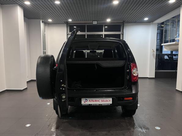 Chevrolet Niva I Рестайлинг с пробегом 2018 года, цена 750 000 рублей, 118691 км, внедорожник, Автокод Объявления
