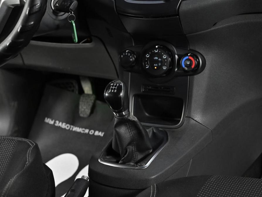 Ford Fiesta Mk6 Рестайлинг Москва  - изображение 10