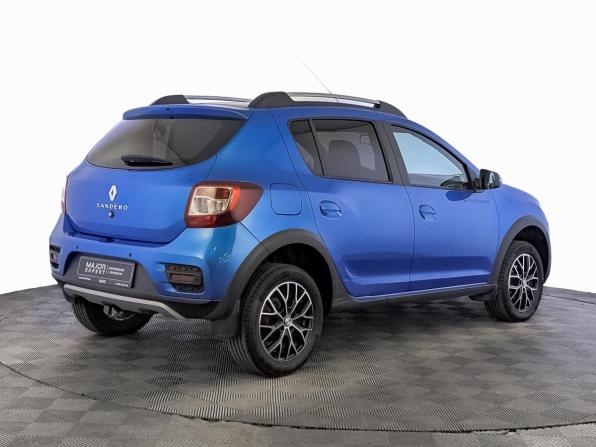 Renault Sandero II Рестайлинг с пробегом 2022 года, цена 1 370 000 рублей, 71983 км, хэтчбек, Автокод Объявления