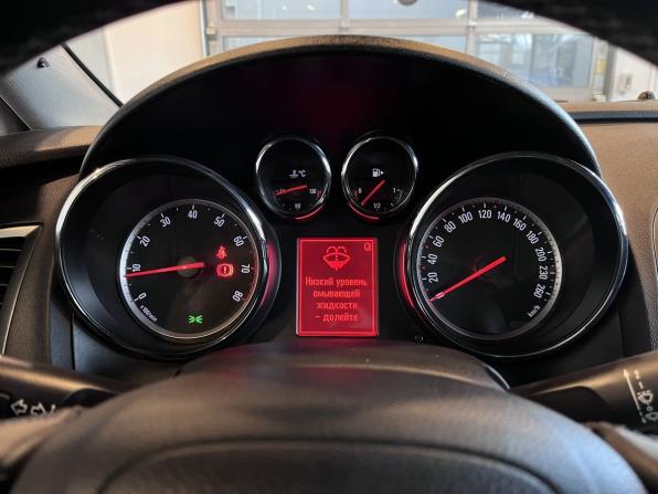 Opel Astra J Рестайлинг с пробегом 2013 года, цена 722 000 рублей, 176100 км, седан, Автокод Объявления