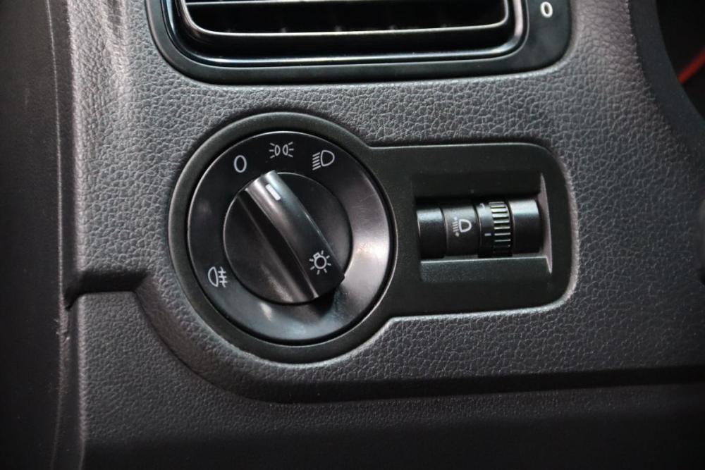 Volkswagen Polo V Сургут  - изображение 17
