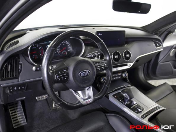 Kia Stinger I Рестайлинг с пробегом 2021 года, цена 2 818 000 рублей, 102638 км, лифтбек, Автокод Объявления