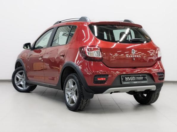 Renault Sandero II Рестайлинг с пробегом 2021 года, цена 1 590 000 рублей, 22038 км, хэтчбек, Автокод Объявления