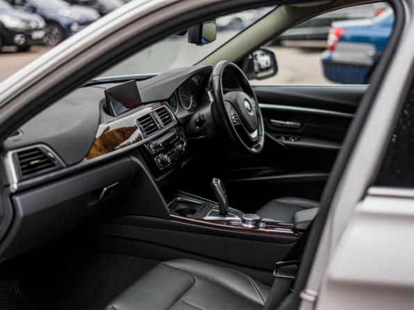 BMW 3 серии VI (F3x) Рестайлинг с пробегом 2018 года, цена 1 570 000 рублей, 136321 км, универсал, Автокод Объявления