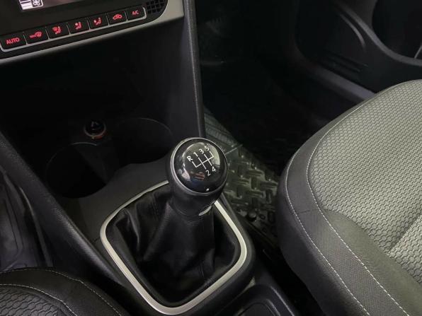 Volkswagen Polo V Рестайлинг с пробегом 2015 года, цена 1 046 587 рублей, 74000 км, седан, Автокод Объявления
