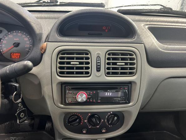 Renault Symbol I Рестайлинг с пробегом 2005 года, цена 116 000 рублей, 250000 км, седан, Автокод Объявления
