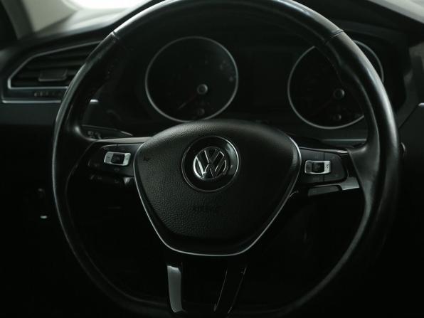 Volkswagen Tiguan II с пробегом 2019 года, цена 2 259 000 рублей, 114500 км, внедорожник, Автокод Объявления