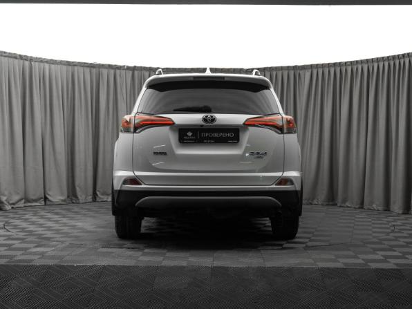 Toyota RAV4 IV (XA40) Рестайлинг с пробегом 2017 года, цена 2 450 000 рублей, 147015 км, внедорожник, Автокод Объявления