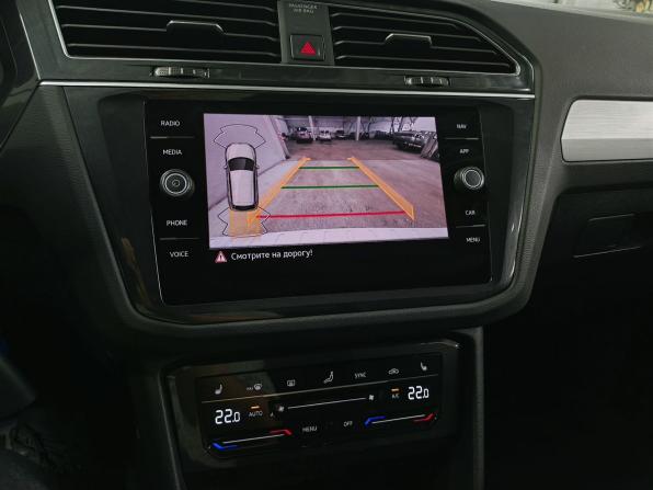 Volkswagen Tiguan II Рестайлинг с пробегом 2021 года, цена 2 493 000 рублей, 127280 км, внедорожник, Автокод Объявления